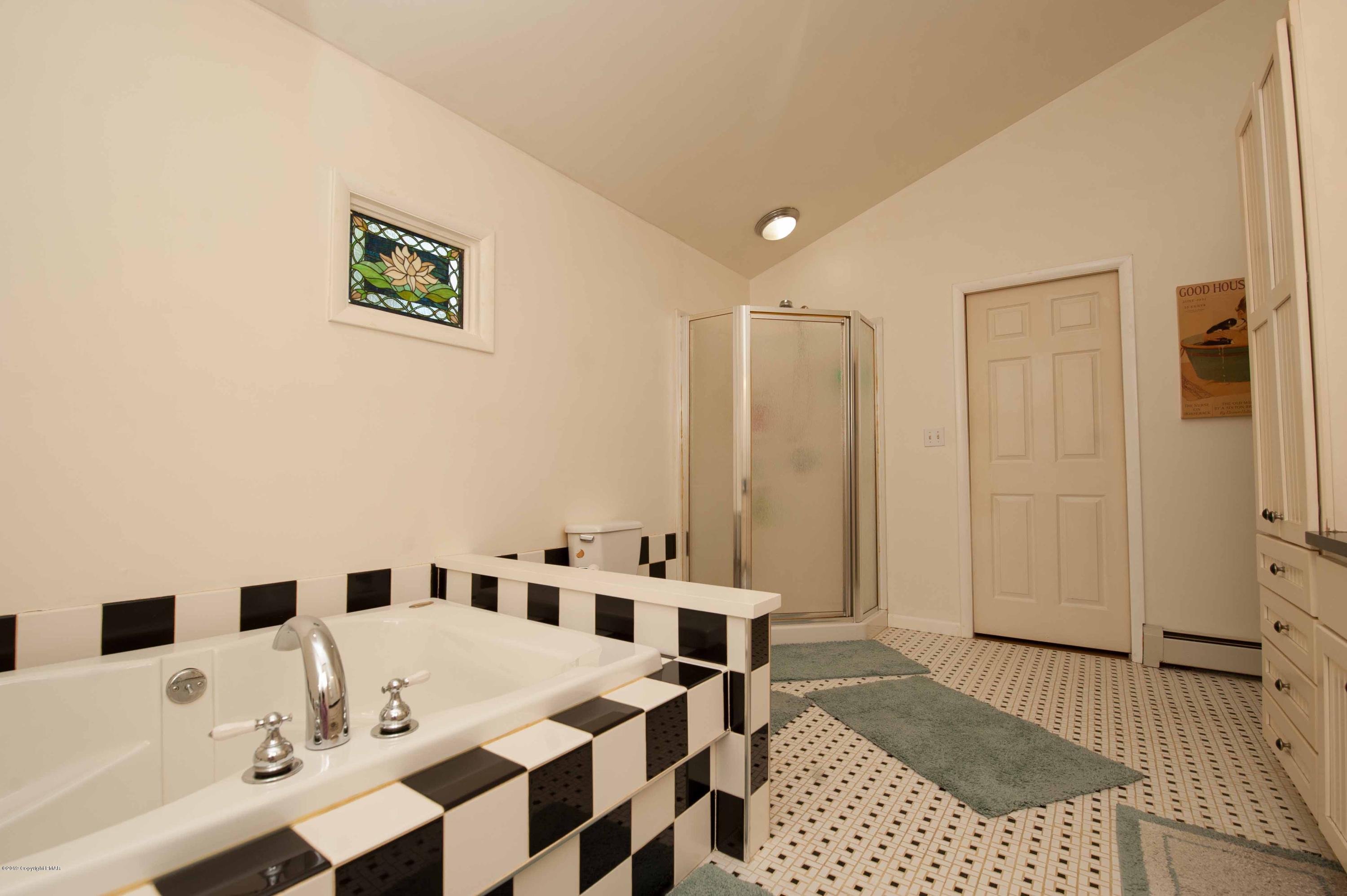 270 Gould Development Road Saylorsburg, PA 18353 - Photo 46 of 52 Master Bath suite
