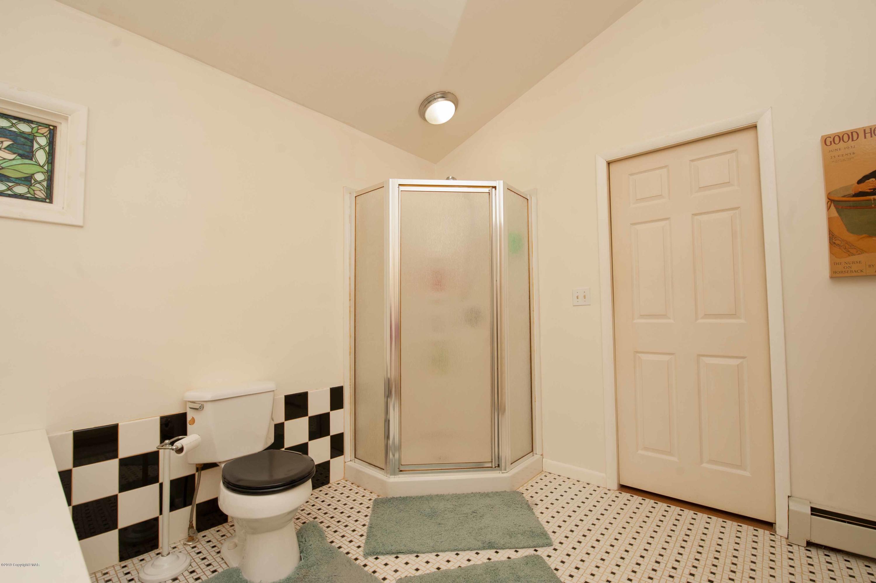 270 Gould Development Road Saylorsburg, PA 18353 - Photo 48 of 52 Master bath suite