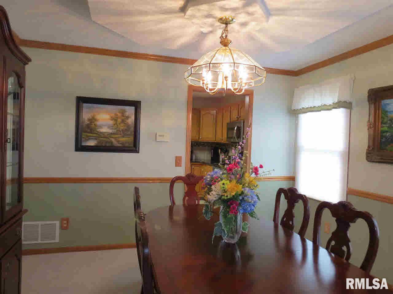 2087 Plum Tree Road Bettendorf, IA 52722 - Photo 13 of 24 Gallery Image 13
