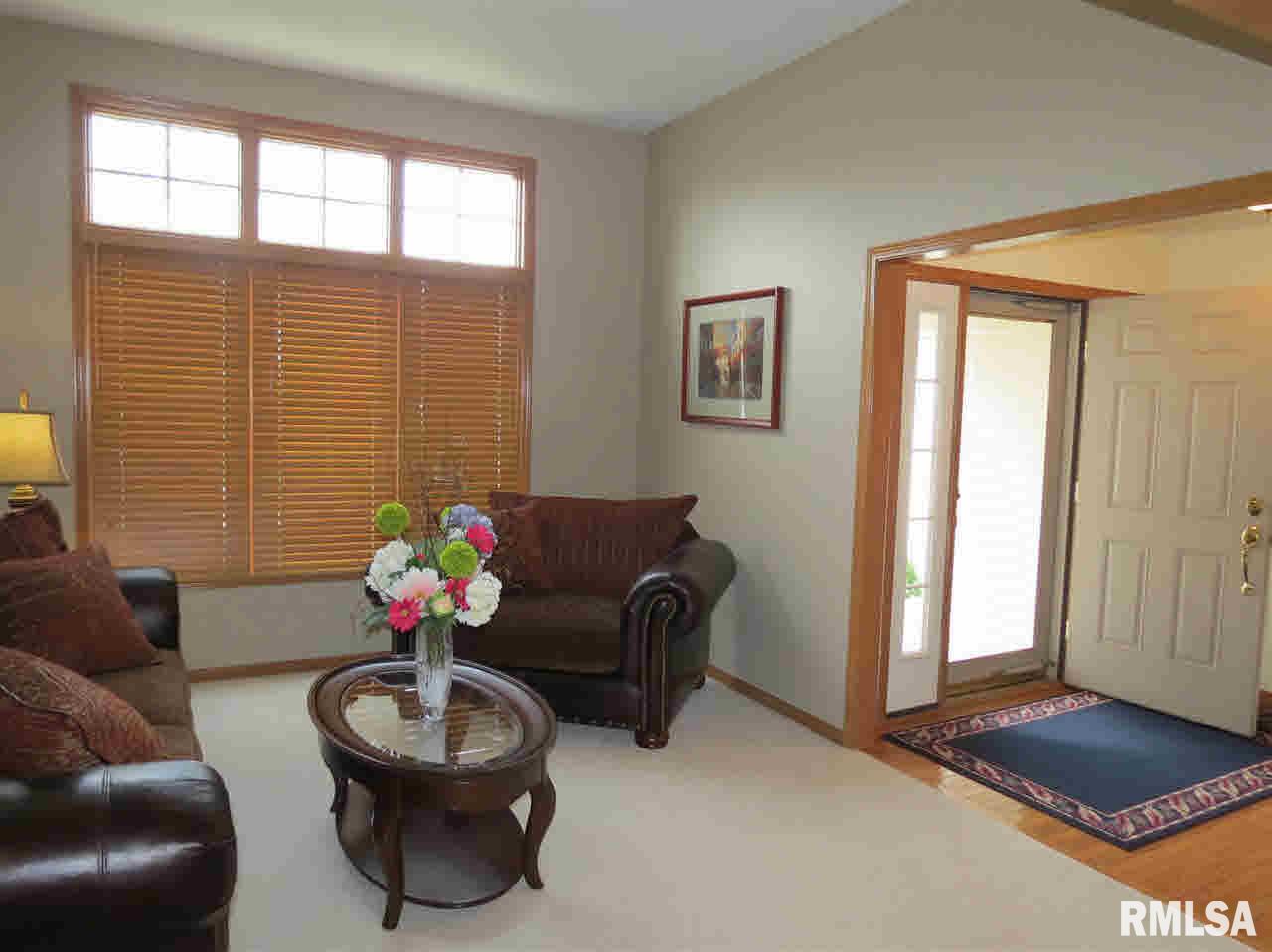 2087 Plum Tree Road Bettendorf, IA 52722 - Photo 14 of 24 Gallery Image 14