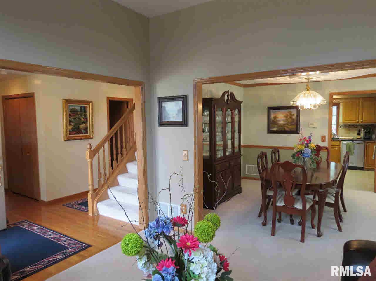 2087 Plum Tree Road Bettendorf, IA 52722 - Photo 9 of 24 Gallery Image 9