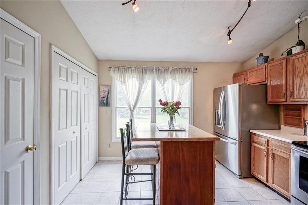 12617 Walrond Road Fishers, IN 46037 - Photo 12 of 40 Gallery Image 12