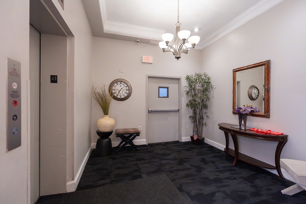 3 Appleton Street, Unit 505 Boston, MA 02116 - Photo 4 of 25