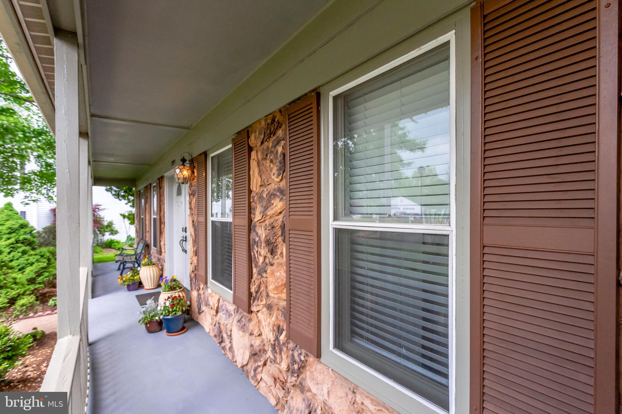 13203 Jasper Road Fairfax, VA 22033 - Photo 3 of 38 Inviting Front Porch