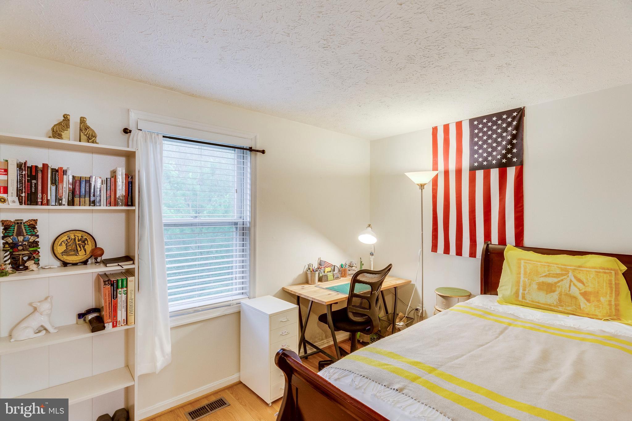 13203 Jasper Road Fairfax, VA 22033 - Photo 27 of 38 Bedroom 2