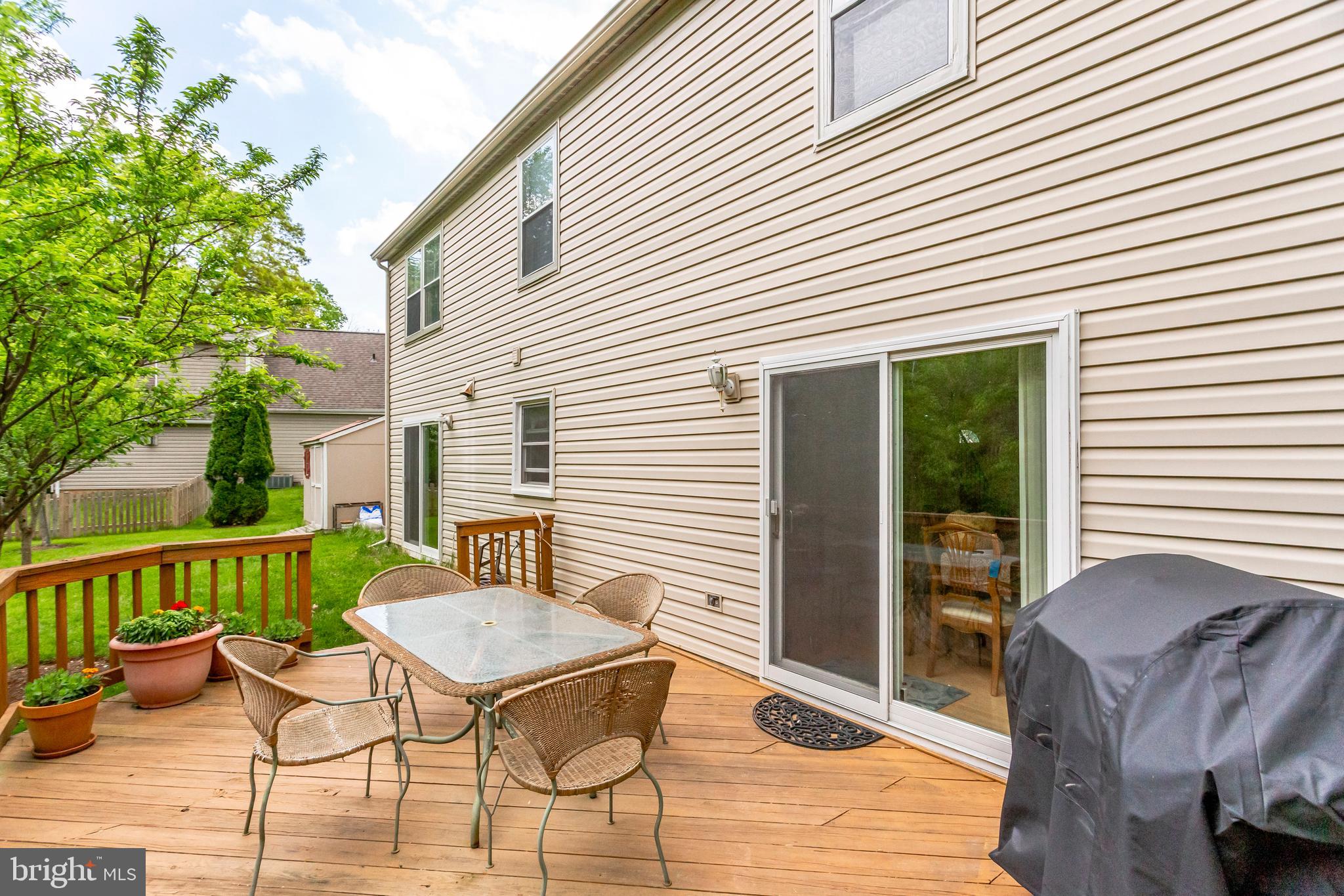 13203 Jasper Road Fairfax, VA 22033 - Photo 35 of 38 Easy Access to Deck from Dining Room
