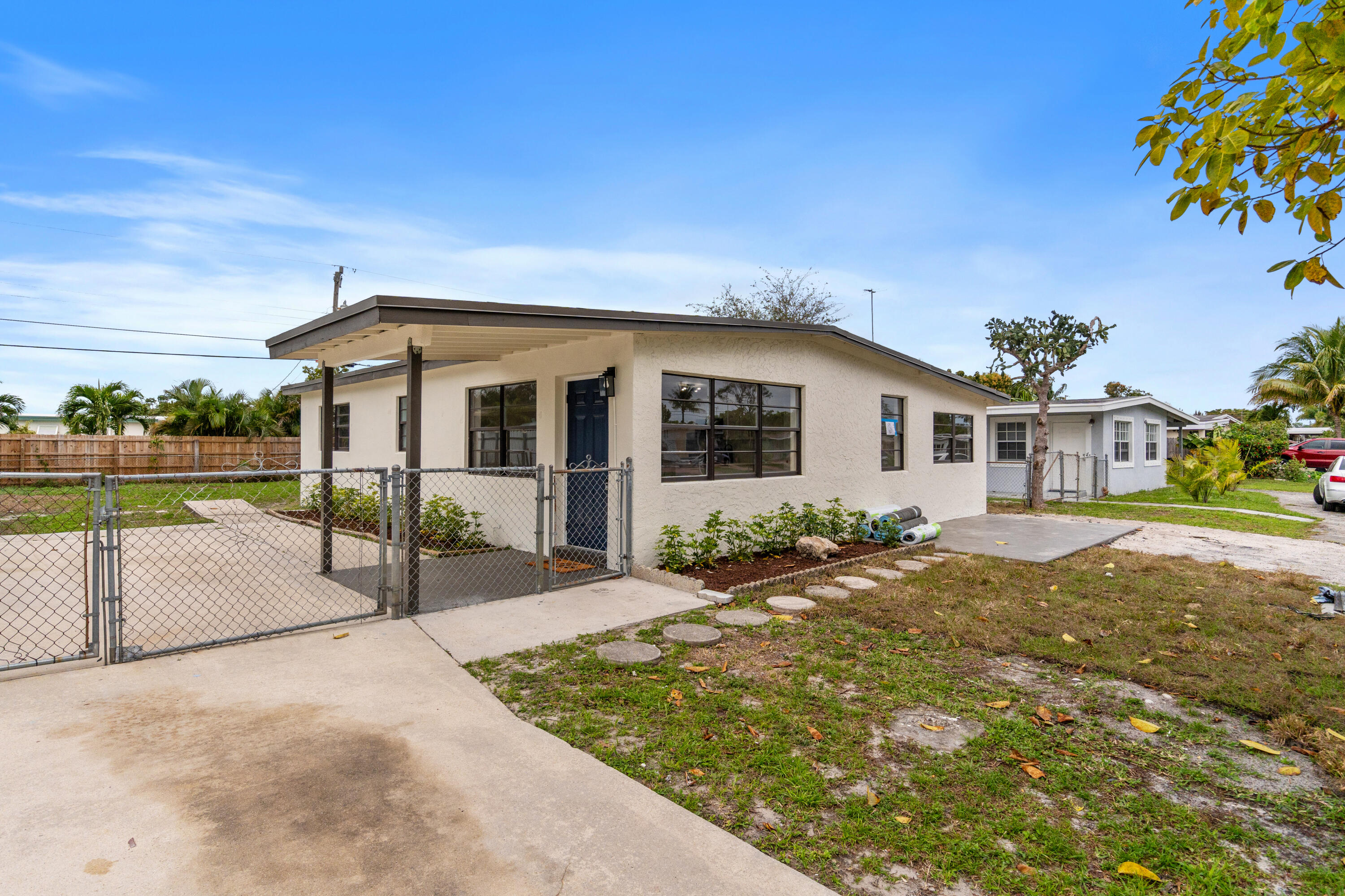 2415 Lewis Road West Palm Beach, FL 33415 - Photo 1 of 31 DSC03196