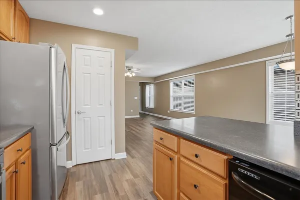 $319,900 | 910 Gerike Way, Bloomington, IL 61704