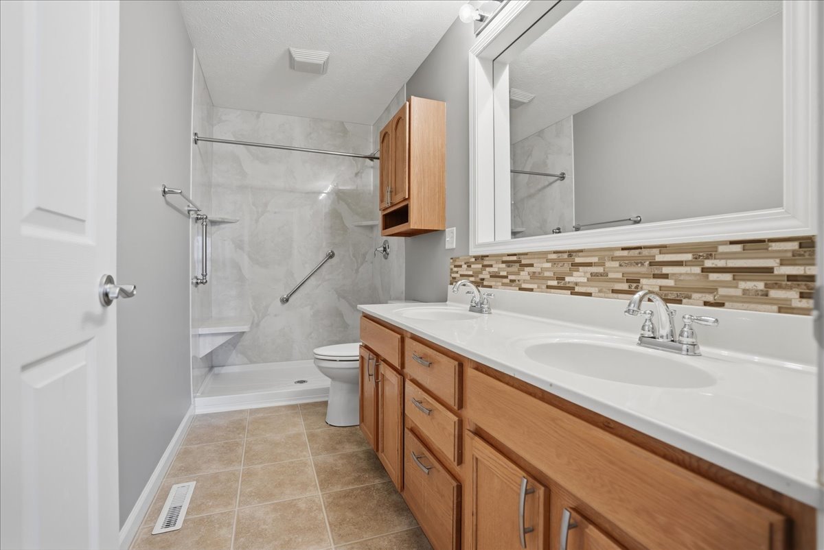 910 Gerike Way Bloomington, IL 61704 - Photo 18 of 35