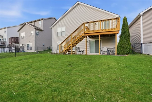 $319,900 | 910 Gerike Way, Bloomington, IL 61704