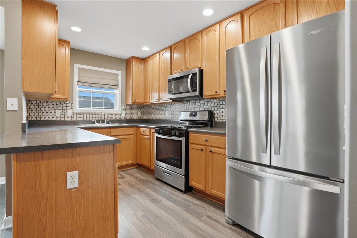 910 Gerike Way Bloomington, IL 61704 - Photo 9 of 35