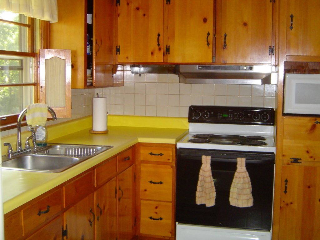 2133 Meadowbrook Road Northwest Roanoke, VA 24017 - Photo 7 of 20