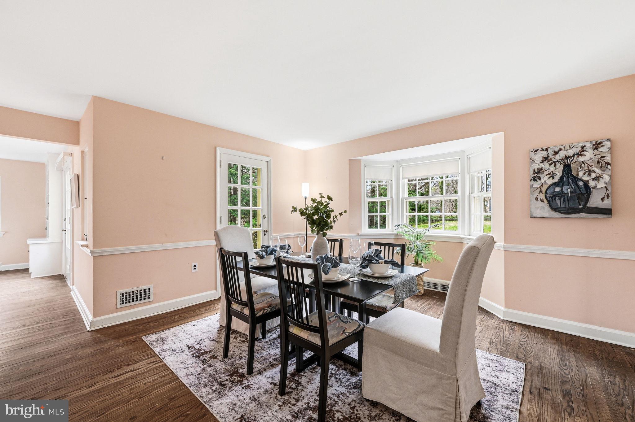 218 Vassar Avenue Swarthmore, PA 19081 - Photo 12 of 41 Dining room with bay window