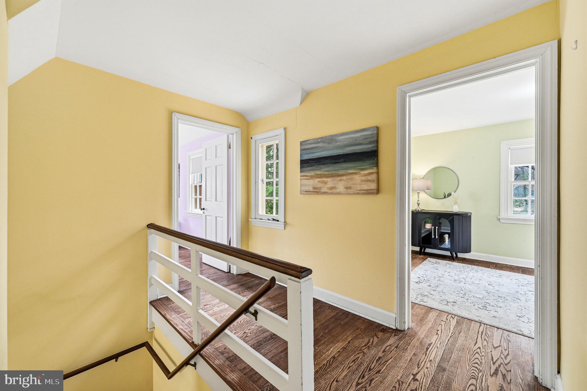 218 Vassar Avenue Swarthmore, PA 19081 - Photo 18 of 41 Charming 2nd floor landing
