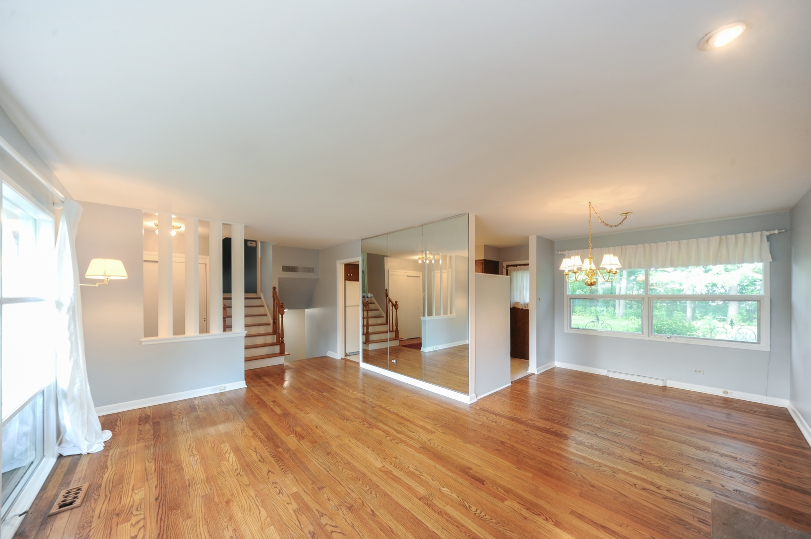 680 Timber Hill Road Deerfield, IL 60015 - Photo 3 of 10