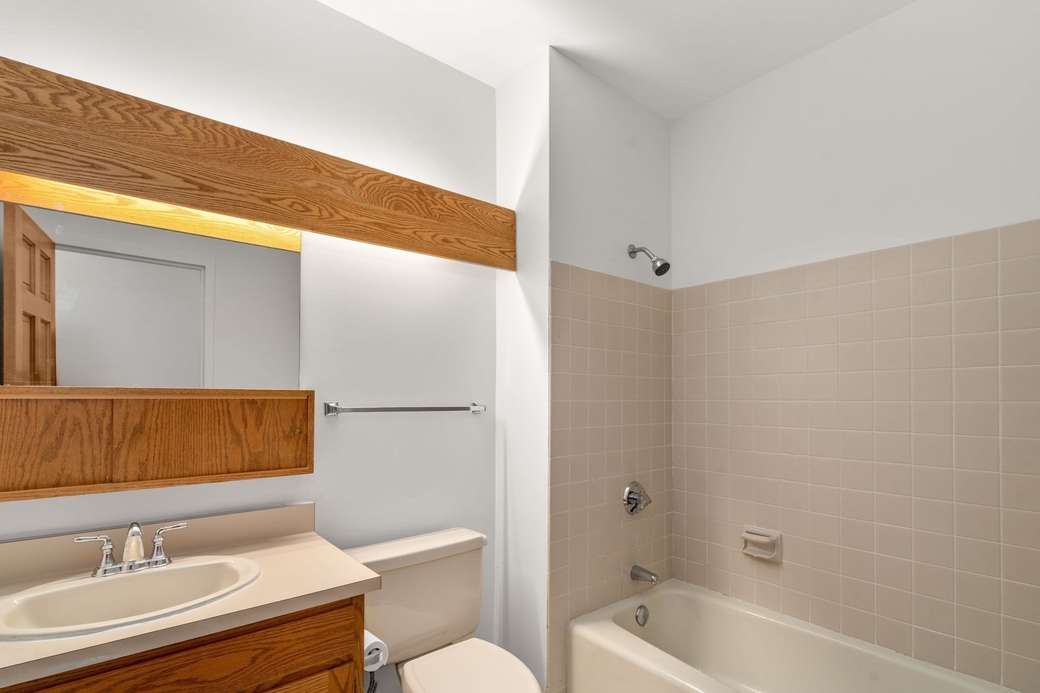 100 Keyes Road, Unit 304 Concord, MA 01742 - Photo 13 of 19 Gallery Image 13