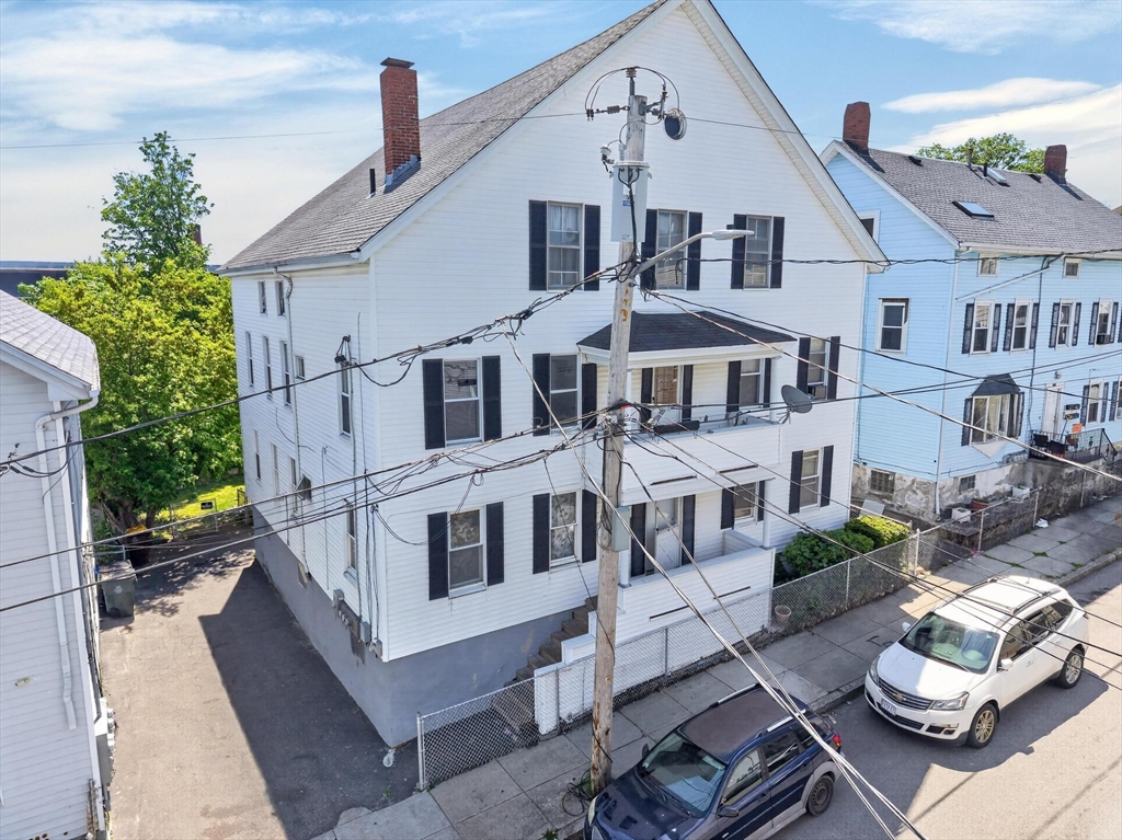 96 John Street Fall River, MA 02721 - Photo 10 of 40