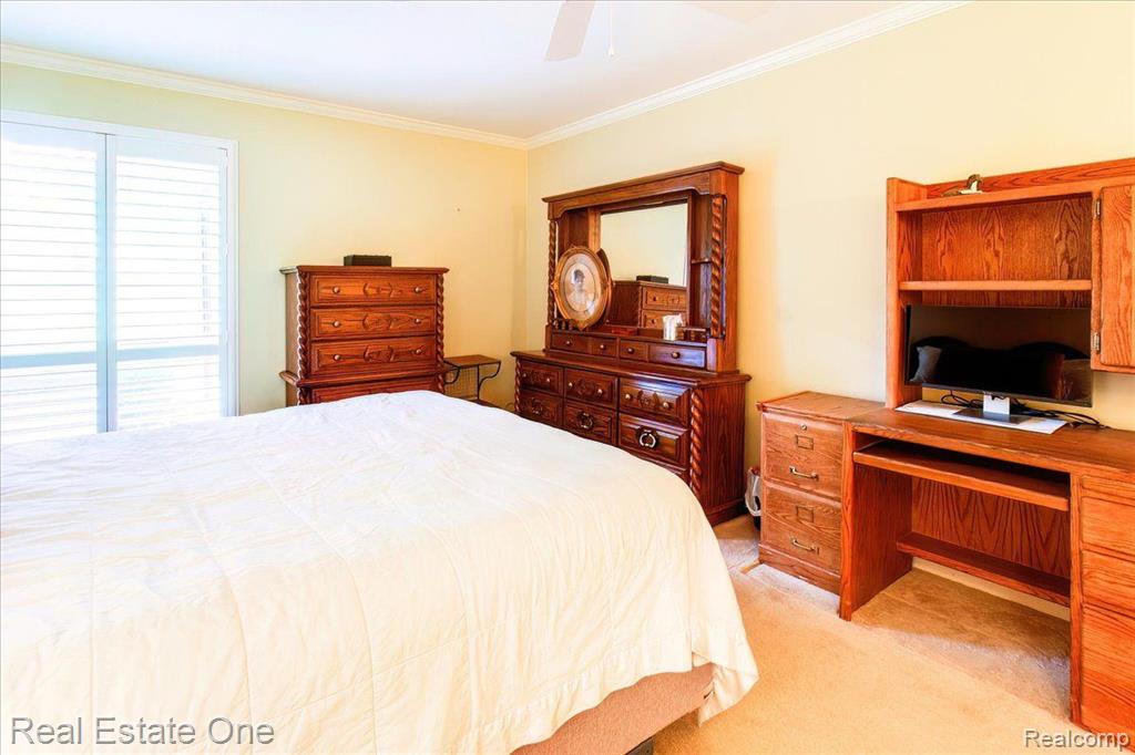 951 Wexford Way Rochester Hills, MI 48307 - Photo 27 of 46