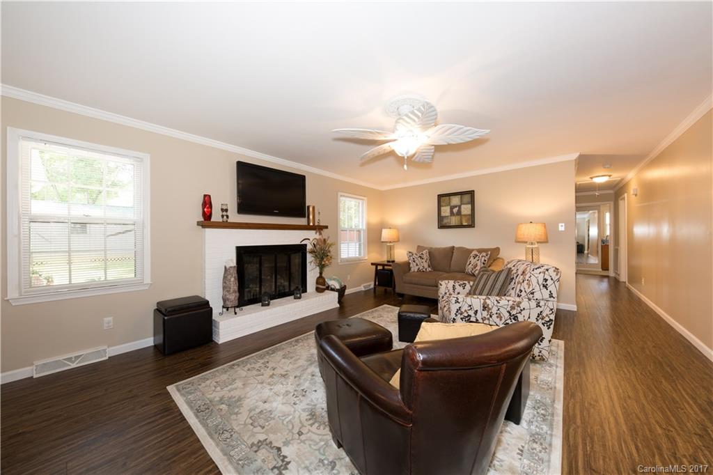 1705 Ebinport Road Rock Hill, SC 29732 - Photo 5 of 23 Gallery Image 5