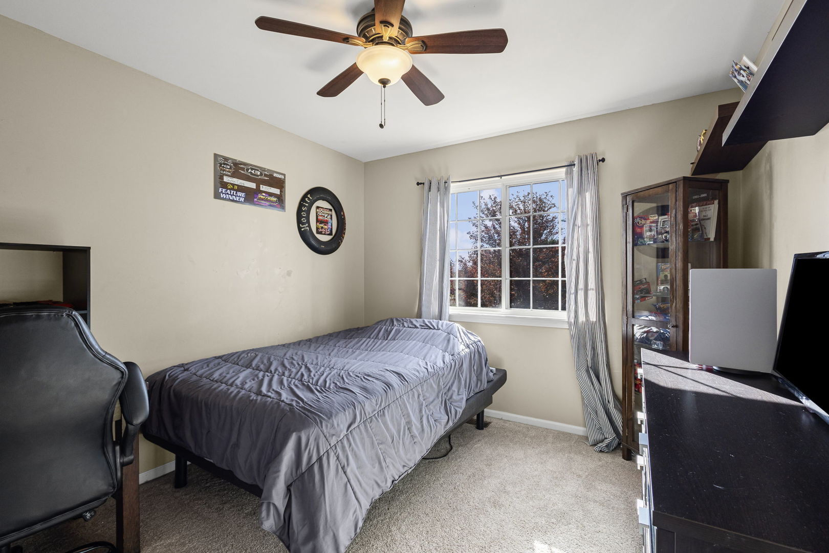 26832 West Hemlock Road Channahon, IL 60410 - Photo 22 of 25 a bedroom with a bed and a window