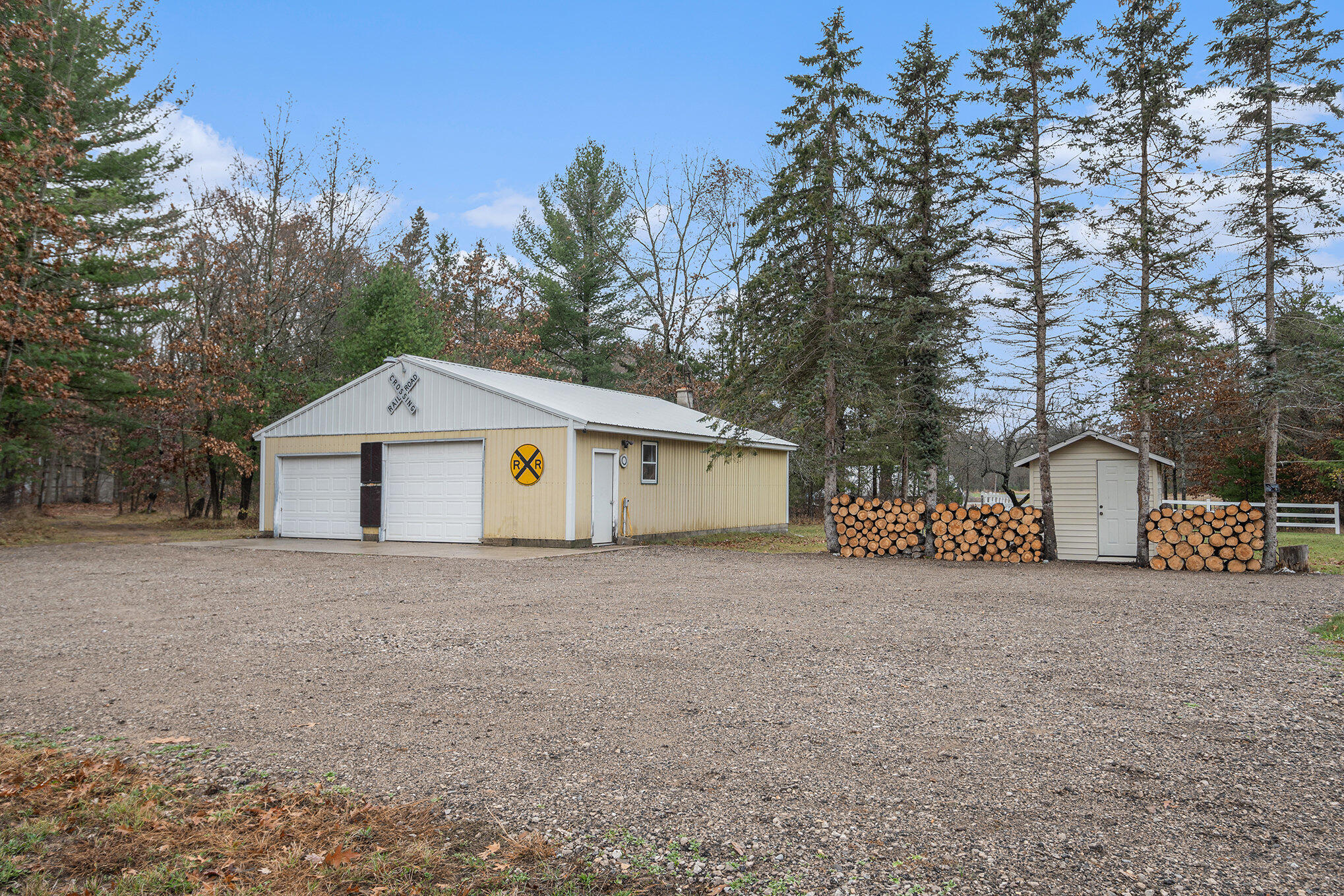 7826 Pine Creek Road Manistee, MI 49660 - Photo 4 of 29 026_dsc_9515_821