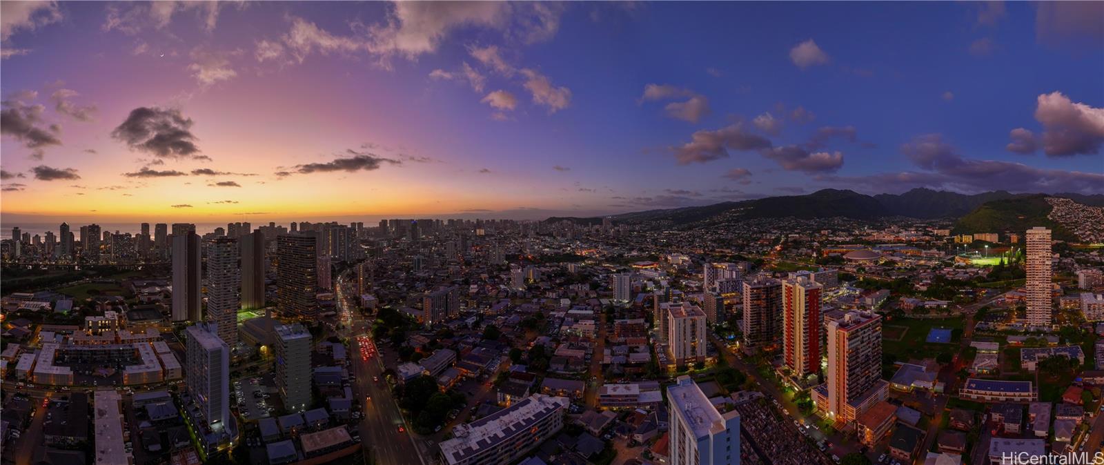 2599 Kapiolani Boulevard, Unit 2817 Honolulu, HI 96826 - Photo 25 of 25 a view of a city