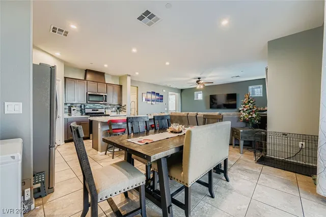 $525,000 | 1010 Huckburn Avenue, Henderson, NV 89015