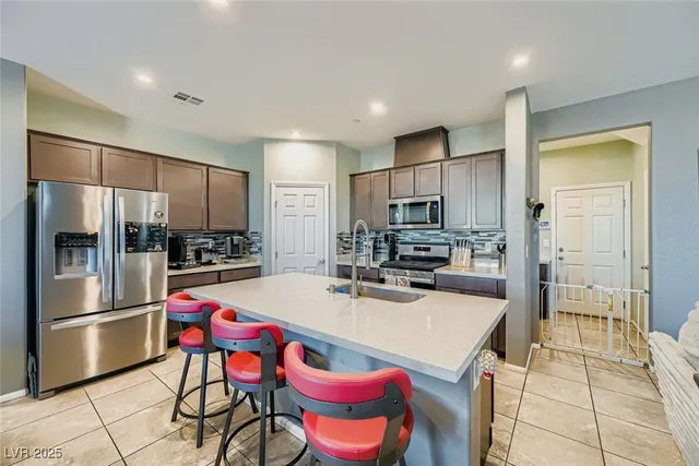 $525,000 | 1010 Huckburn Avenue, Henderson, NV 89015