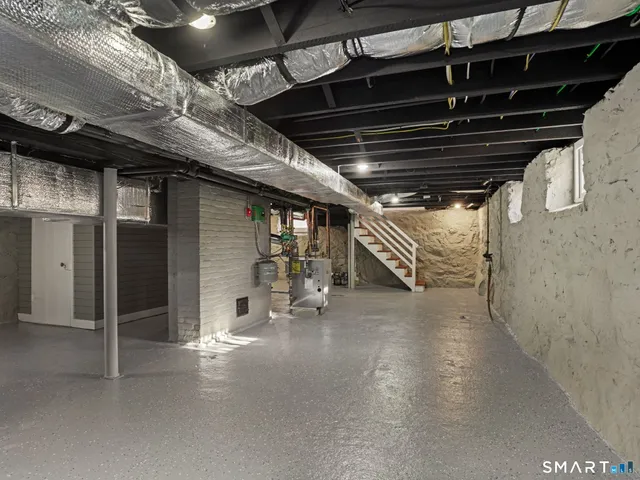 a picture of a wall with a white wall