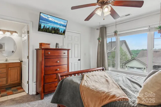 $258,900 | 22 Rotunda Circle, Asheville, NC 28806