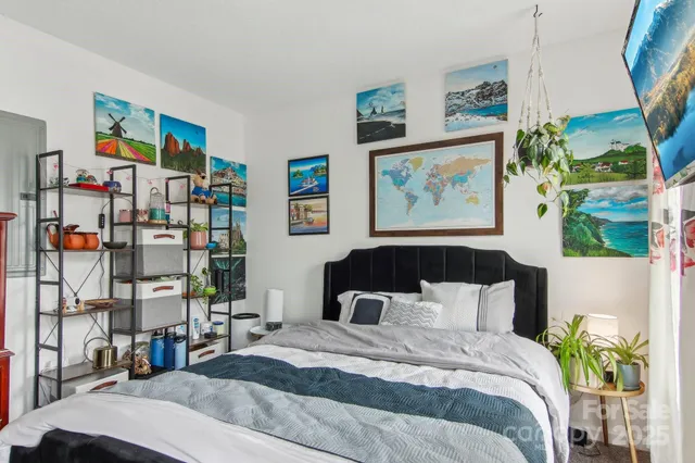 $258,900 | 22 Rotunda Circle, Asheville, NC 28806