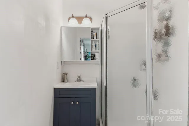 $258,900 | 22 Rotunda Circle, Asheville, NC 28806