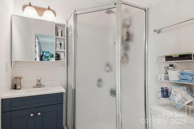 $258,900 | 22 Rotunda Circle, Asheville, NC 28806