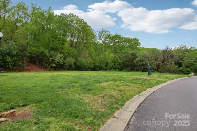 $258,900 | 22 Rotunda Circle, Asheville, NC 28806