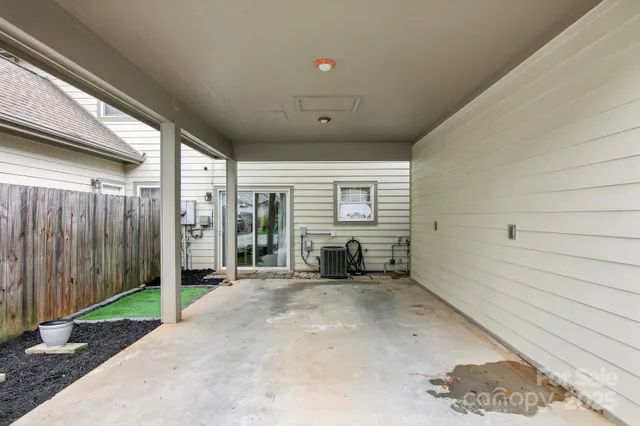 $258,900 | 22 Rotunda Circle, Asheville, NC 28806