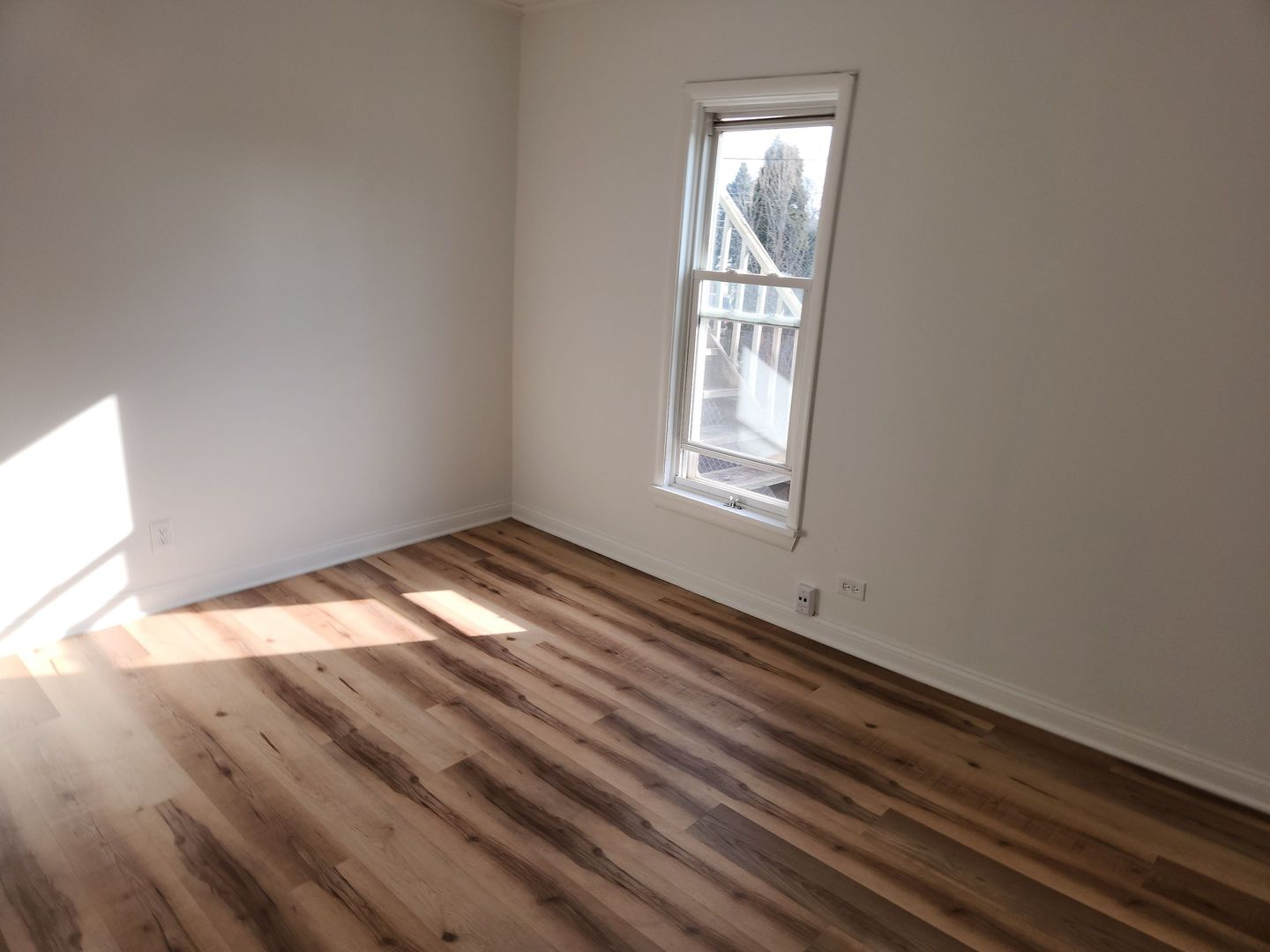 264 North Jackson Street, Unit 1 Elgin, IL 60123 - Photo 3 of 29