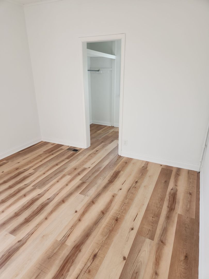 264 North Jackson Street, Unit 1 Elgin, IL 60123 - Photo 4 of 29