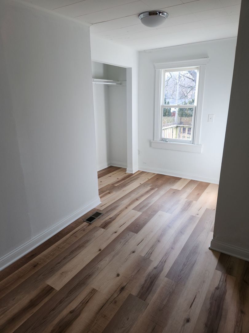 264 North Jackson Street, Unit 1 Elgin, IL 60123 - Photo 7 of 29