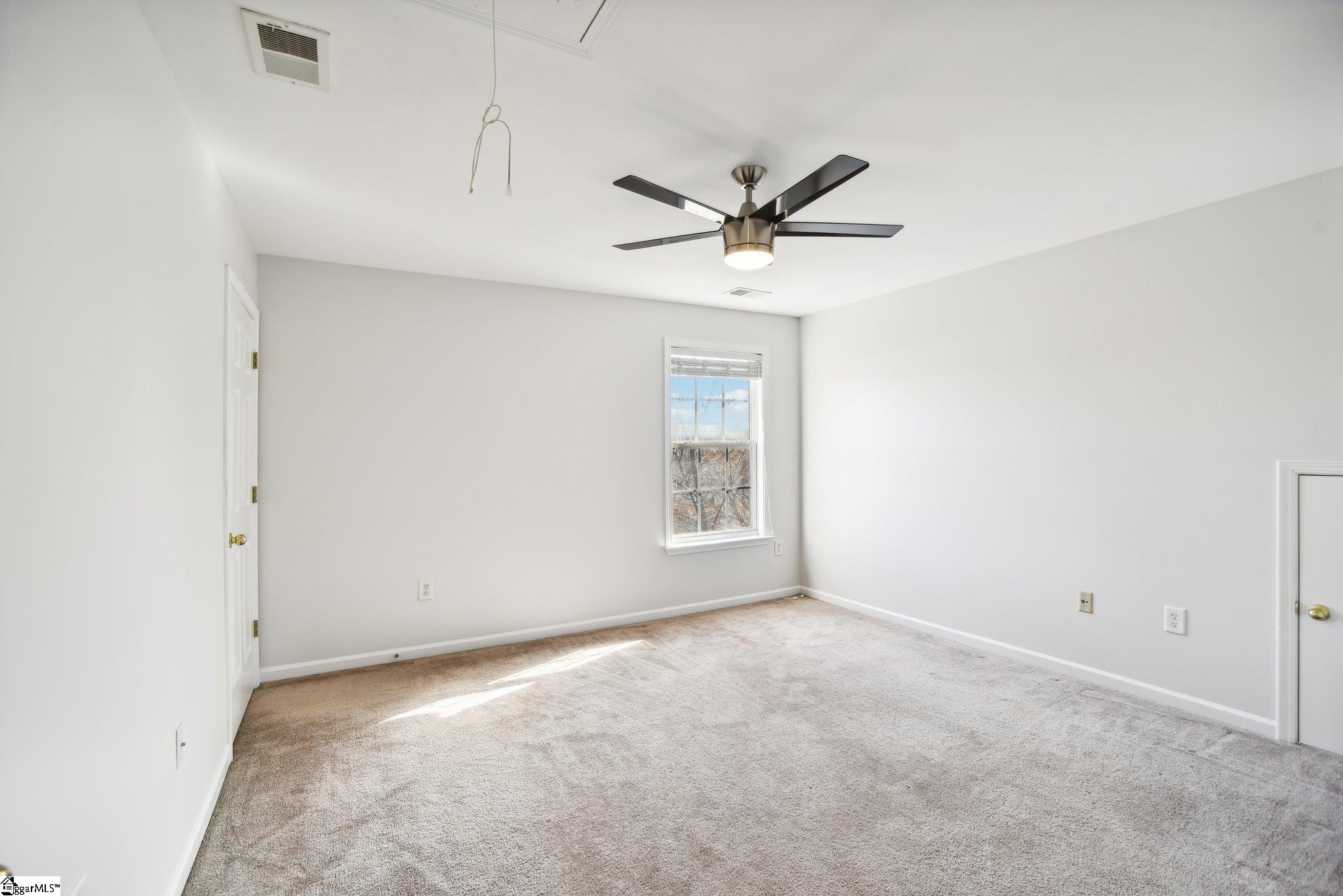 12 Seaside Lane Greer, SC 29650 - Photo 19 of 33 Gallery Image 19