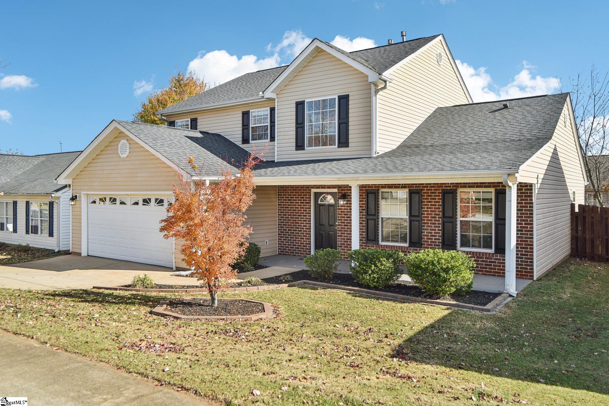 12 Seaside Lane Greer, SC 29650 - Photo 2 of 33 Gallery Image 2