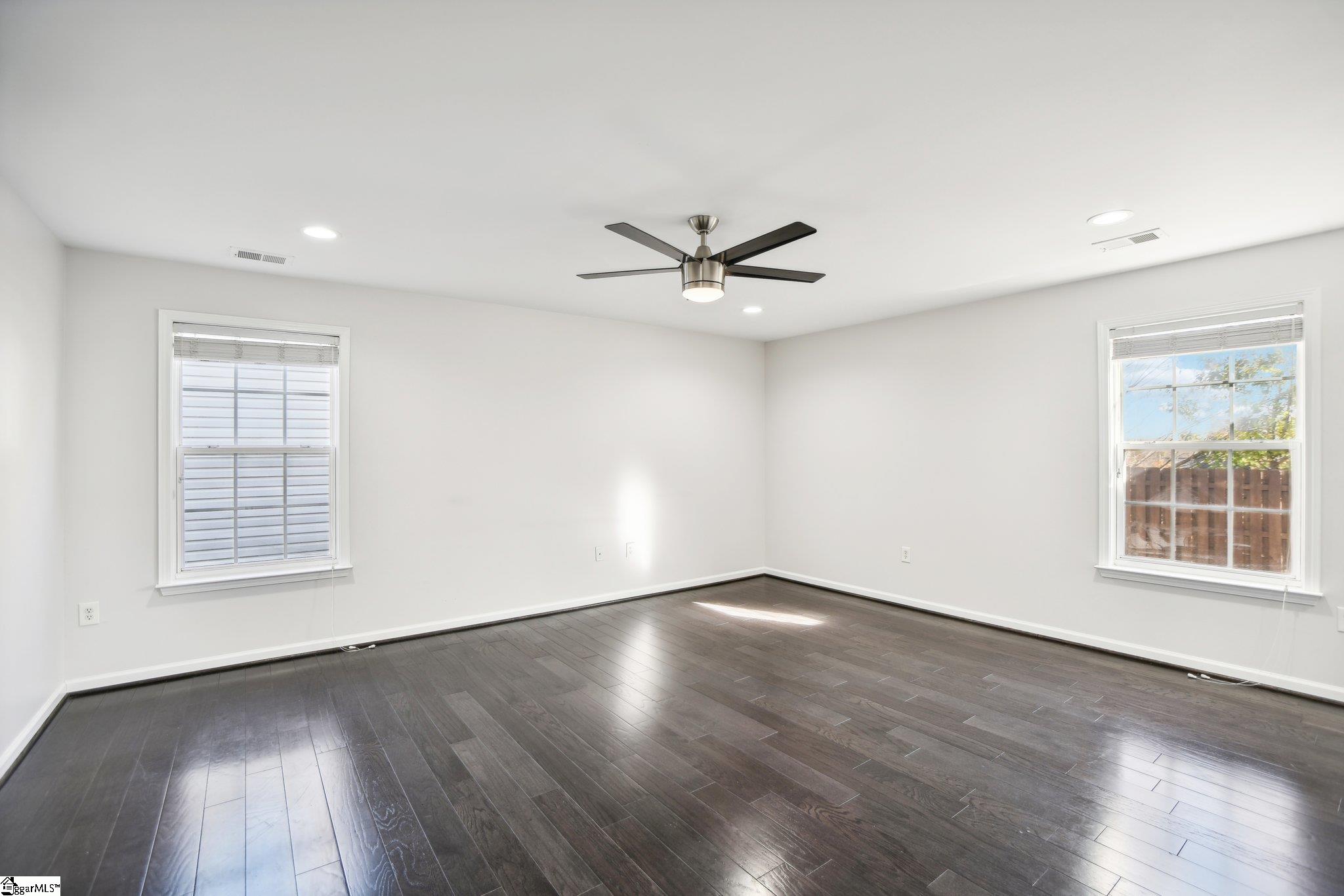 12 Seaside Lane Greer, SC 29650 - Photo 7 of 33 Gallery Image 7