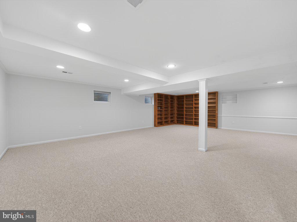 12628 St James Road Rockville, MD 20850 - Photo 41 of 64