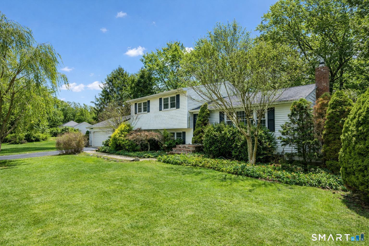 524 Nortontown Road Guilford, CT 06437 - Photo 2 of 39 Seasonally enhanced photo