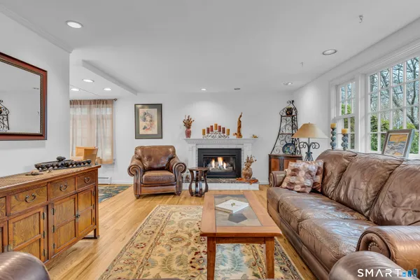 $639,900 | 524 Nortontown Road, Guilford, CT 06437