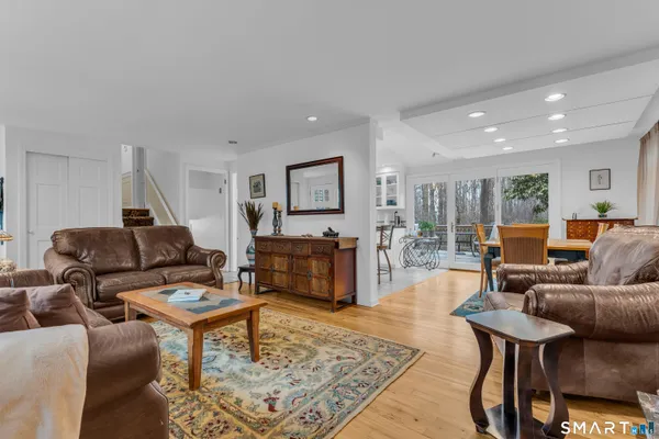 $639,900 | 524 Nortontown Road, Guilford, CT 06437