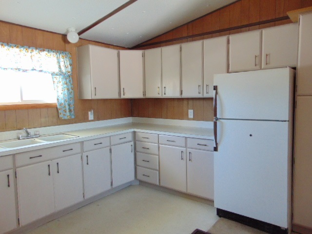 3690 North Union Road Alma, MI 48801 - Photo 8 of 35 1883857-7.JPG