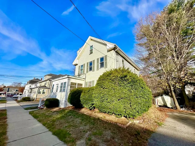 $2,300 | 6 Grant Street, Unit 2, Natick, MA 01760