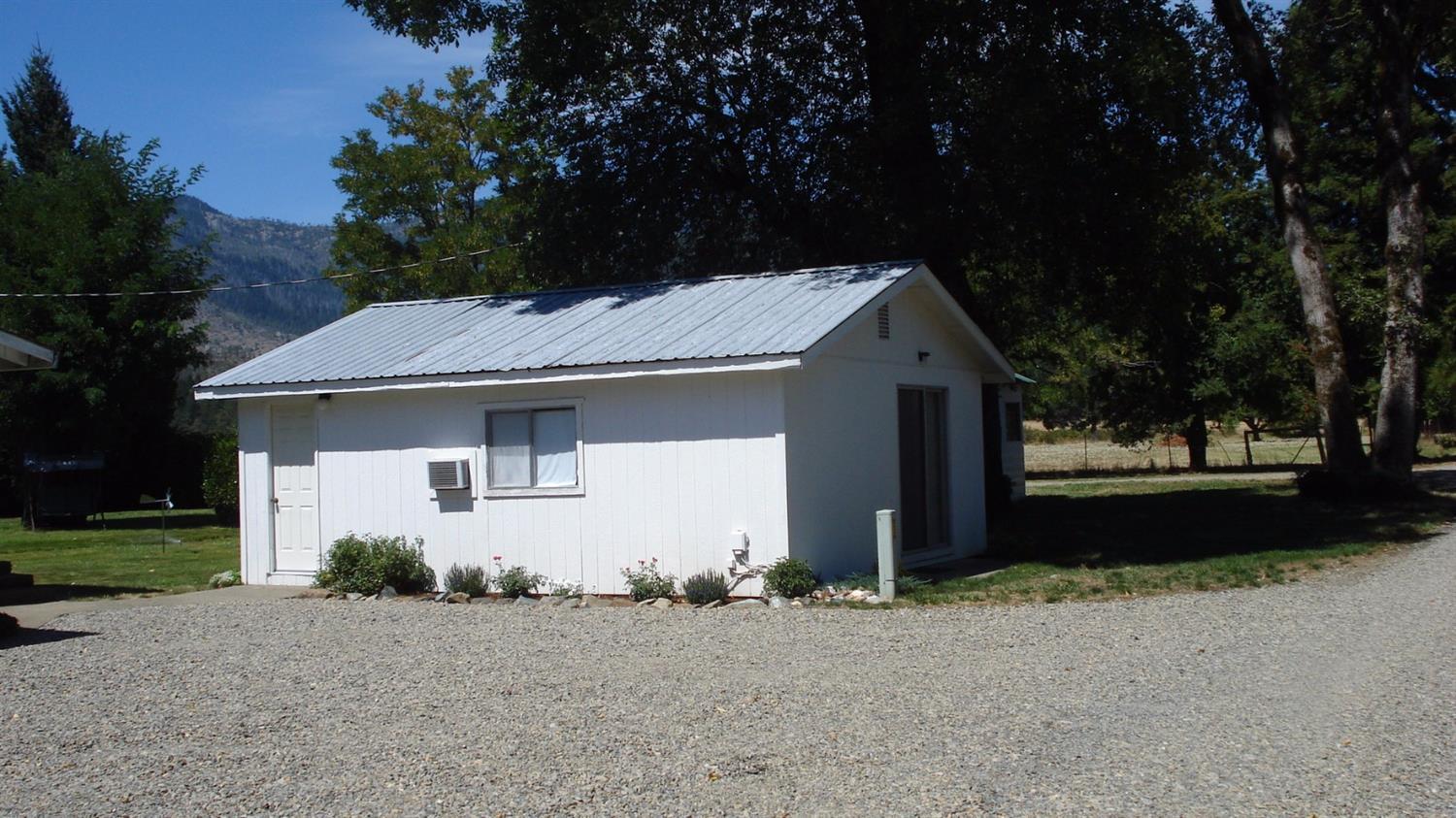 135 Norman Road Selma, OR 97538 - Photo 3 of 19 Additional Photo