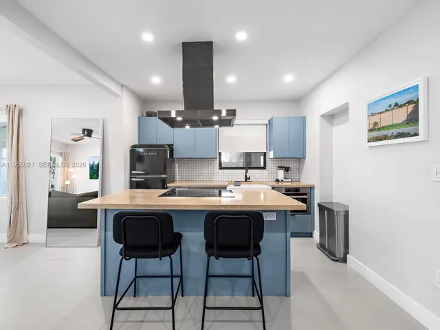 $799,000 | 1009 Northwest 11th Court, Miami, FL 33136