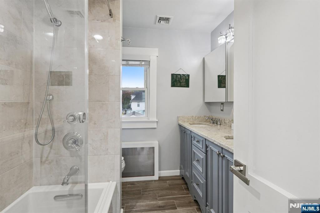 56 Gordon Street Ridgefield Park, NJ 07660 - Photo 14 of 38